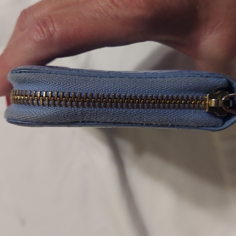Authentic Gucci Micro Guccissima Small Zippy Wallet Organizer - Picture 3 of 10